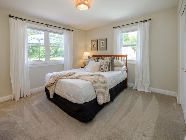 5478 S 31st Street, Kalamazoo, MI 49048
