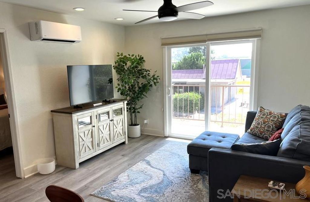 6350 Genesee Ave. 316, San Diego, CA 92122 — exterior