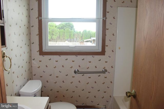 135-A S CHESTNUT ST, Annville, PA 17003