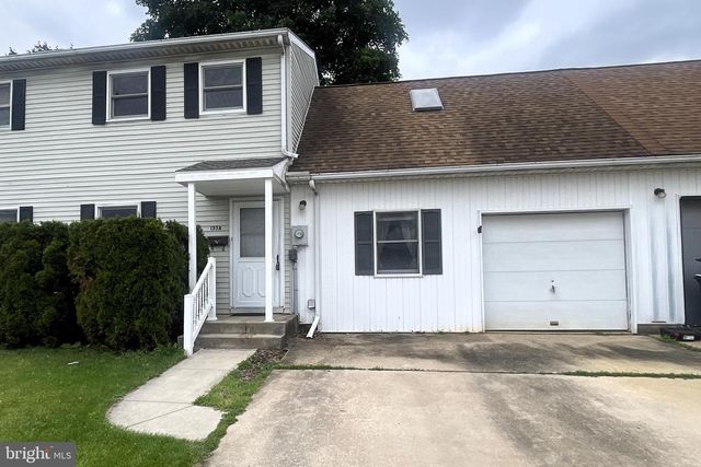 135-A S CHESTNUT ST, Annville, PA 17003
