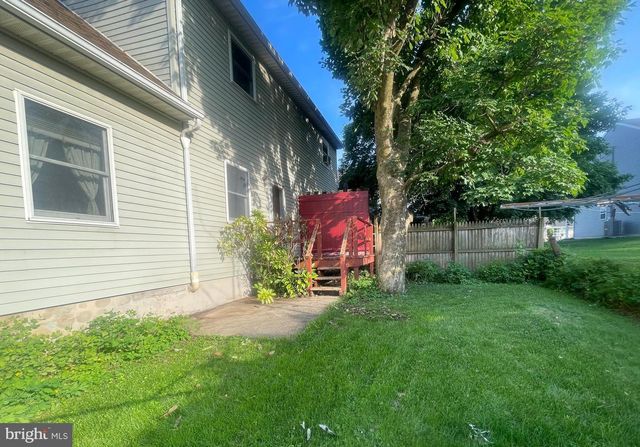 135-A S CHESTNUT ST, Annville, PA 17003