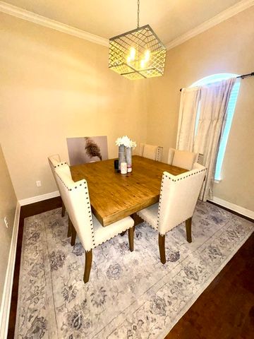 614 Bloomington Lane, Bossier City, LA 71112