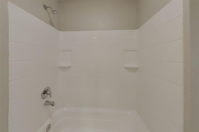 801 Painted Bison Drive, La Marque, TX 77568