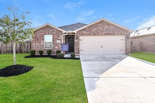 801 Painted Bison Drive, La Marque, TX 77568