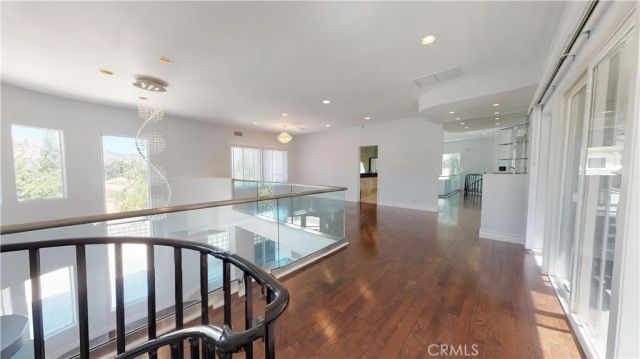 22500 N Summit Ridge, Chatsworth, CA 91311