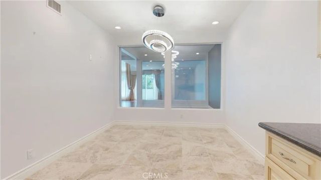 22500 N Summit Ridge, Chatsworth, CA 91311