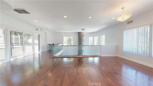 22500 N Summit Ridge, Chatsworth, CA 91311