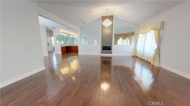 22500 N Summit Ridge, Chatsworth, CA 91311
