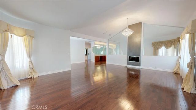 22500 N Summit Ridge, Chatsworth, CA 91311