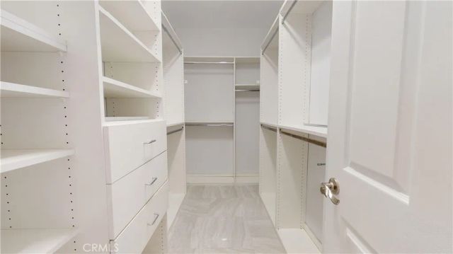 22500 N Summit Ridge, Chatsworth, CA 91311