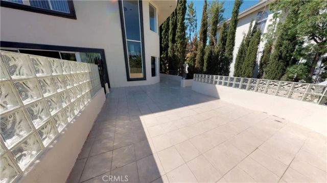 22500 N Summit Ridge, Chatsworth, CA 91311