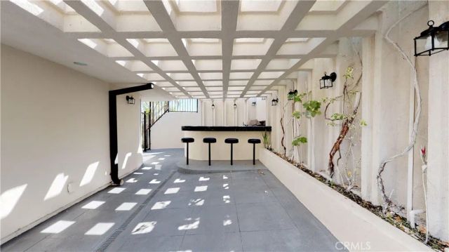 22500 N Summit Ridge, Chatsworth, CA 91311