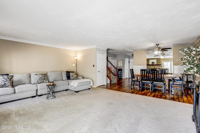 284 Elmwood Court, Howell, NJ 07731