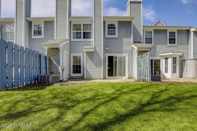 284 Elmwood Court, Howell, NJ 07731