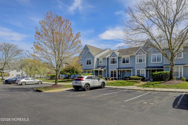 284 Elmwood Court, Howell, NJ 07731