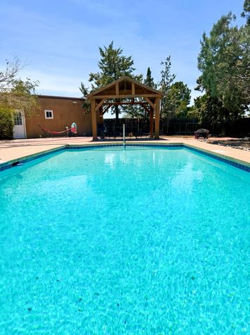 80 N Sienna Court NE, Rio Rancho, NM 87124