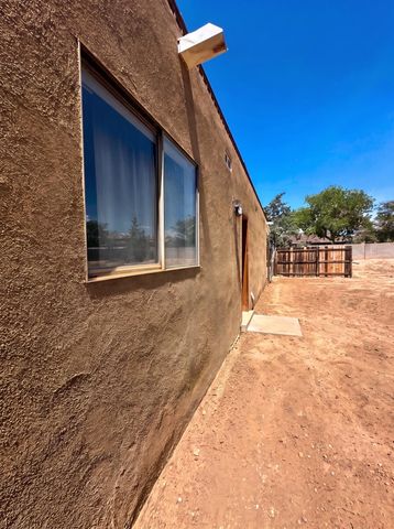 80 N Sienna Court NE, Rio Rancho, NM 87124