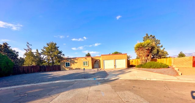 80 N Sienna Court NE, Rio Rancho, NM 87124