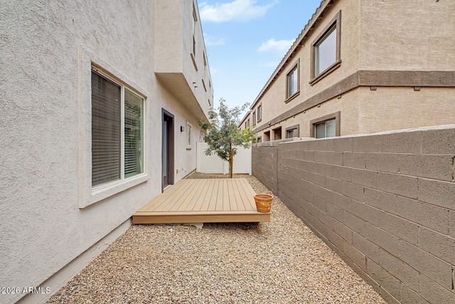 3010 N 37th St Street, Phoenix, AZ 85018