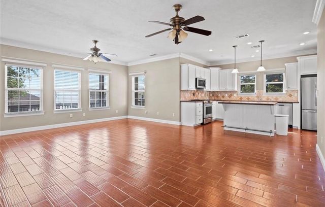 361 Bridgelanding, Onalaska, TX 77360