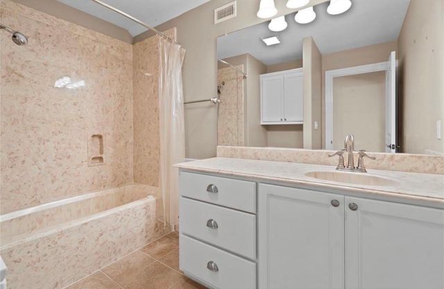 361 Bridgelanding, Onalaska, TX 77360