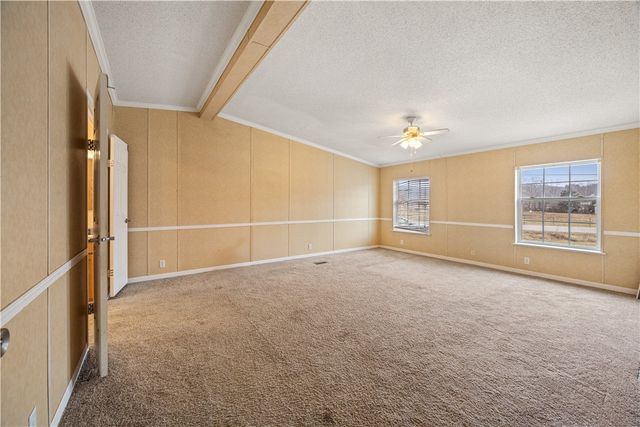 2086 S Harris Drive, Fayetteville, AR 72701