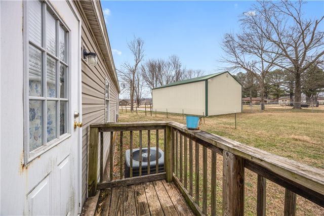 2086 S Harris Drive, Fayetteville, AR 72701