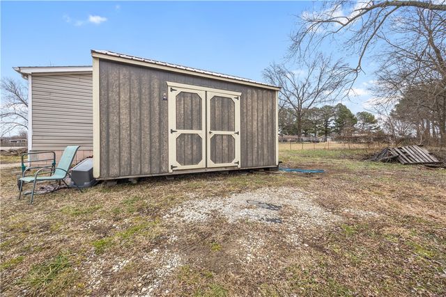 2086 S Harris Drive, Fayetteville, AR 72701