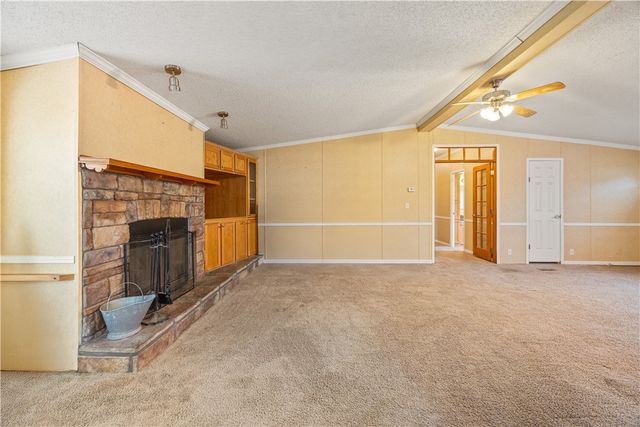 2086 S Harris Drive, Fayetteville, AR 72701