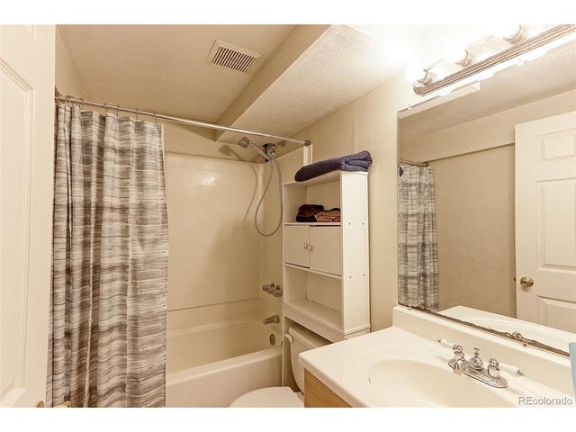 11640 Community Center Dr 132, Northglenn, CO 80233