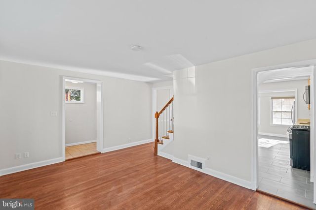 2100 27TH ST S, Arlington, VA 22206