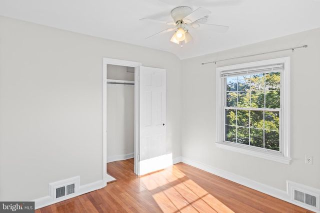 2100 27TH ST S, Arlington, VA 22206