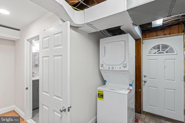 2100 27TH ST S, Arlington, VA 22206