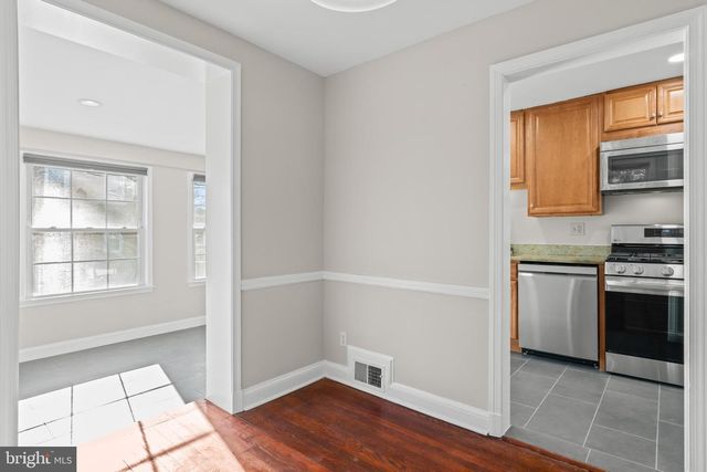 2100 27TH ST S, Arlington, VA 22206