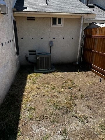 1173 S Cactus Avenue 3, Rialto, CA 92376