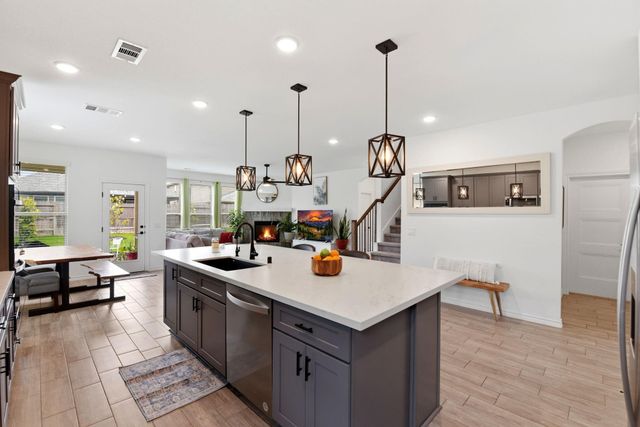 15965 Hayes Market Loop, Conroe, TX 77302