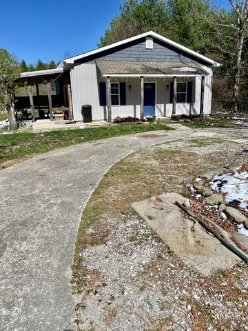 164 Rattlesnake Rd, Mcminnville, TN 37110