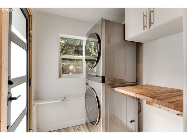3125 PORTLAND St, Eugene, OR 97405