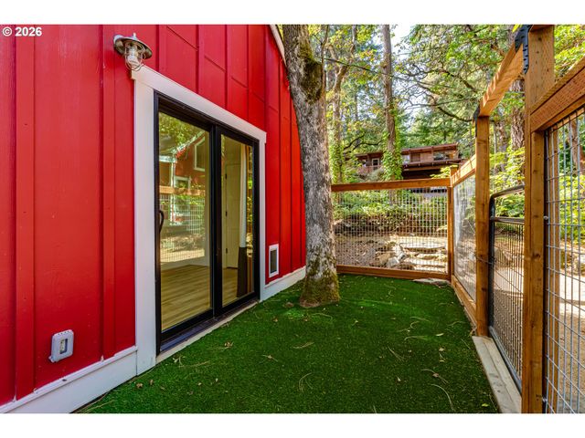 3125 PORTLAND St, Eugene, OR 97405