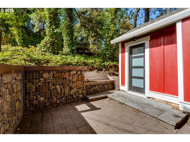 3125 PORTLAND St, Eugene, OR 97405