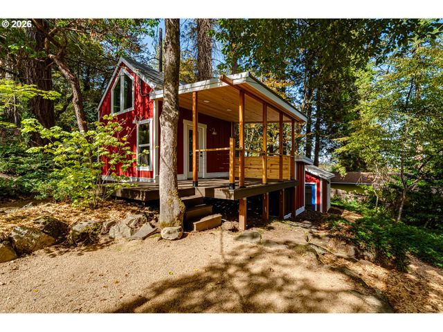 3125 PORTLAND St, Eugene, OR 97405