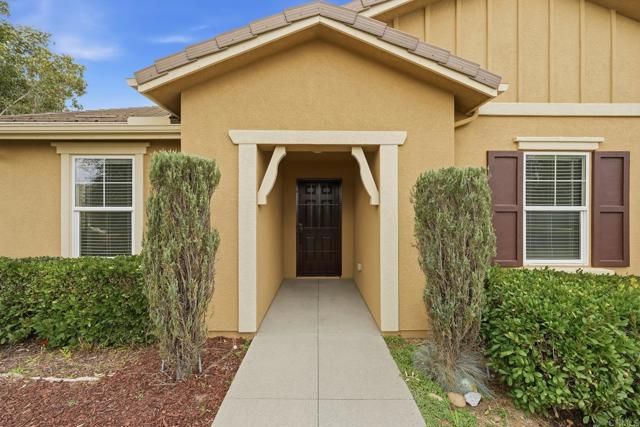 321 William Pittenger Place, Fallbrook, CA 92028