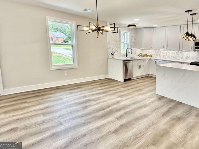 1937 Don Juan Lane, Decatur, GA 30032