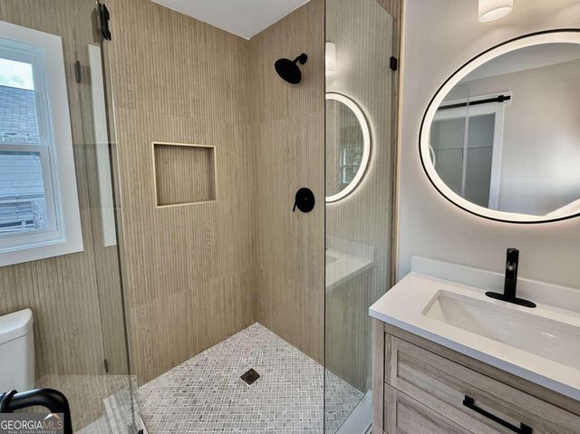 1937 Don Juan Lane, Decatur, GA 30032