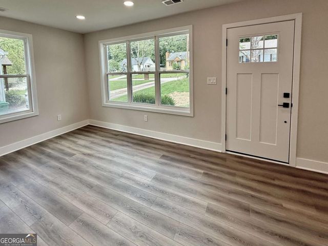 1937 Don Juan Lane, Decatur, GA 30032