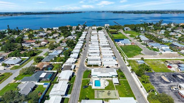 47 CABALLO WAY, Bradenton, FL 34209