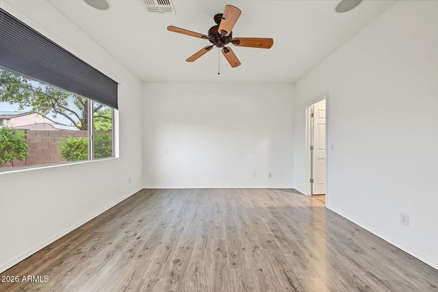 4328 W POWELL Drive, New River, AZ 85087