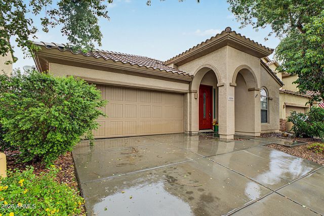 4328 W POWELL Drive, New River, AZ 85087