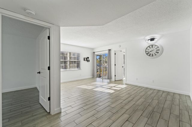 1625 SE Green Acres Cir Apt Y102, Port St Lucie, FL 34952