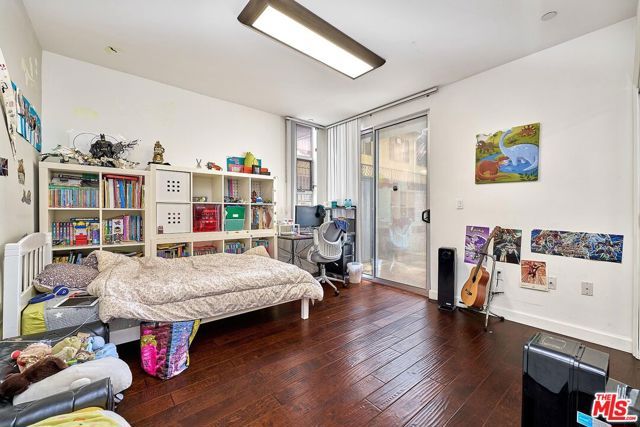 332 S Oxford Avenue 106, Los Angeles, CA 90020